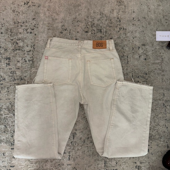 Cream jeans - Picture 3 of 4